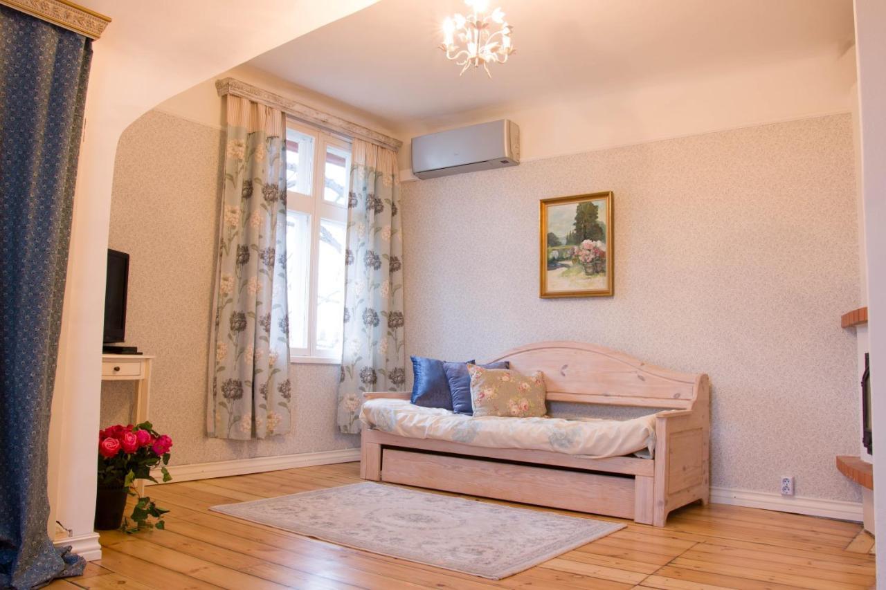 Villa Tammsaare Parnu Ngoại thất bức ảnh