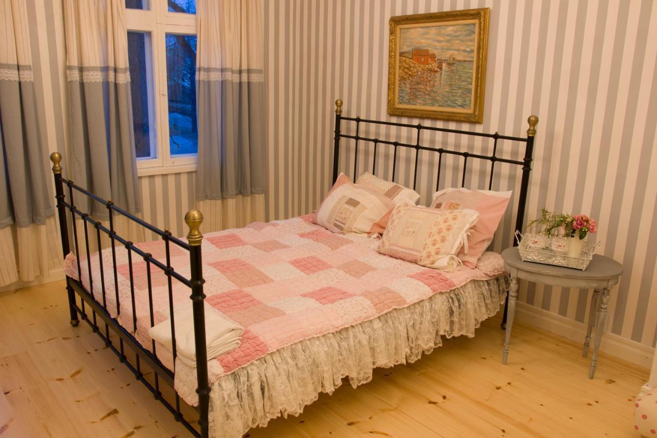 Villa Tammsaare Parnu Ngoại thất bức ảnh